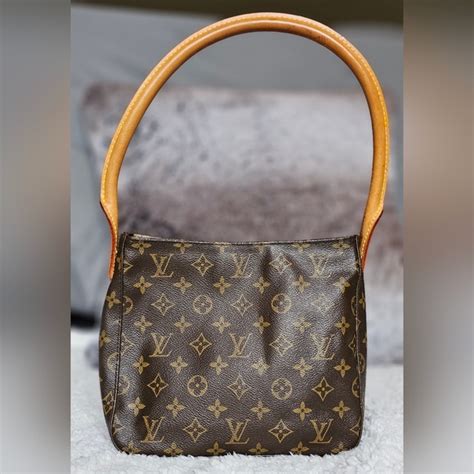 louis vuitton purse hanger|Louis Vuitton one handle bag.